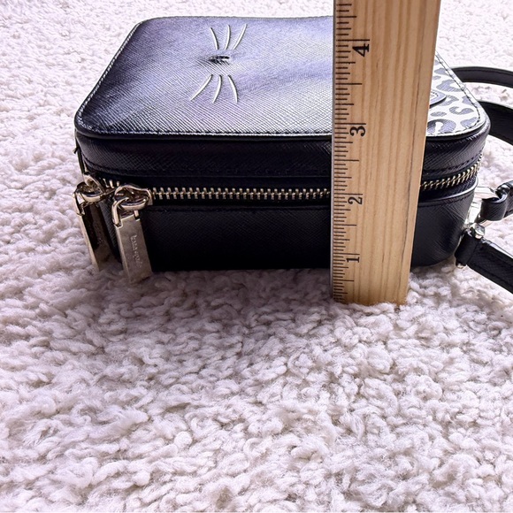 Kate Spade Daisy Vanity Meow Crossbody Bag Black - Picture 8 of 8